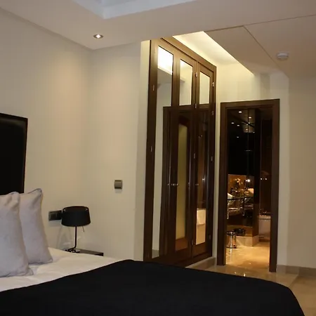 119 - Penthouse With Private Pool